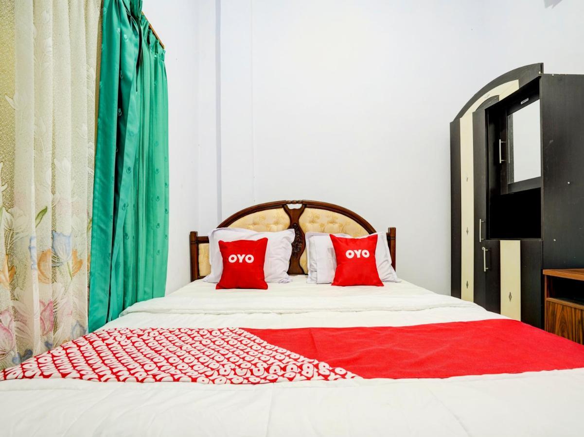 Super Oyo 90118 Hotel Diamond Syariah Subang Luaran gambar